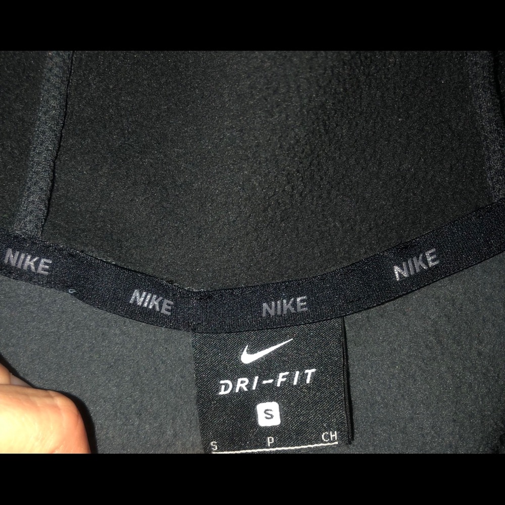 Nike Dri- Fit Camo Zip Up Hooded Training Jacket - Picture 8 of 8